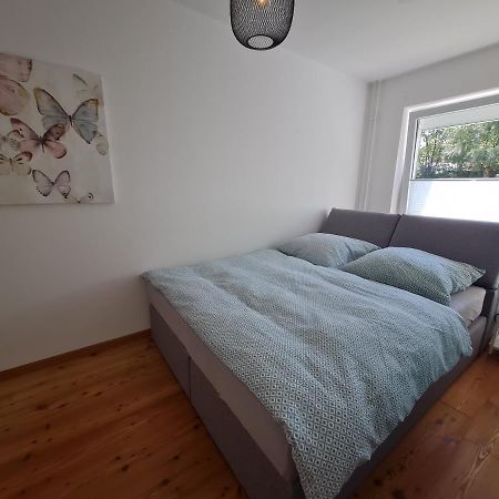 Wohnung Fleethoern - Zentral, Ruhig, Mit Parkplatz Und Balkon คีล ภายนอก รูปภาพ