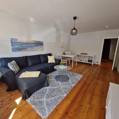 Wohnung Fleethoern - Zentral, Ruhig, Mit Parkplatz Und Balkon คีล ภายนอก รูปภาพ